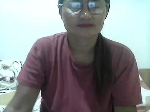 Snapshot of nathalie0045 chatting on July 9, 2026, 10:09 pm nathalie0045 online show from July 9, 2026, 10:09 pm