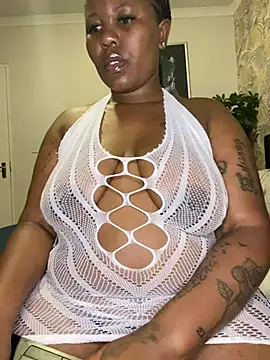 fatpussydallx online show from April 21, 2026, 2:14 am