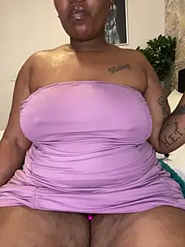 Snapshot of fatpussydallx chatting on June 21, 2026, 8:31 am fatpussydallx online show from June 21, 2026, 8:31 am