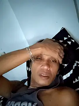 Creamycumdollx online show from November 23, 2025, 1:21 pm