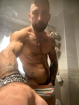 Snapshot of GmGit chatting on November 13, 2025, 10:52 am GmGit online show from November 13, 2025, 10:52 am