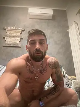 Snapshot of GmGit chatting on October 21, 2025, 2:22 am GmGit online show from October 21, 2025, 2:22 am