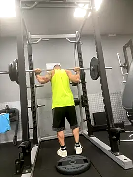 Snapshot of GmGit chatting on November 10, 2025, 1:38 pm GmGit online show from November 10, 2025, 1:38 pm