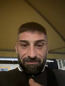 Snapshot of GmGit chatting on October 30, 2025, 5:21 pm GmGit online show from October 30, 2025, 5:21 pm