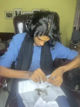 Snapshot of thecatfish chatting on December 2, 2025, 10:11 pm thecatfish online show from December 2, 2025, 10:11 pm