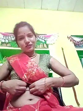 Snapshot of Seema_guptaji chatting on April 17, 2026, 6:22 pm Seema guptaji online show from April 17, 2026, 6:22 pm