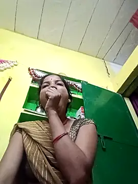 Snapshot of Seema_guptaji chatting on April 3, 2026, 10:05 pm Seema guptaji online show from April 3, 2026, 10:05 pm