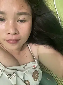 Snapshot of Blue-nice chatting on September 15, 2025, 4:35 am Blue-nice online show from September 15, 2025, 4:35 am