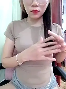 Snapshot of MyMy08 chatting on December 1, 2025, 1:23 pm MyMy08 online show from December 1, 2025, 1:23 pm