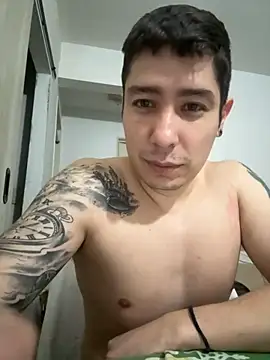 Snapshot of 9999Alez chatting on October 9, 2025, 10:21 pm 9999Alez online show from October 9, 2025, 10:21 pm