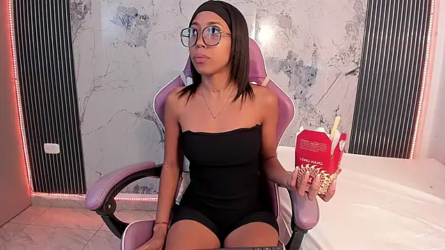 Mia Duarte1 online show from July 10, 2026, 7:25 pm