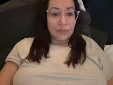 Snapshot of RosaFreya chatting on March 11, 2026, 9:14 am RosaFreya online show from March 11, 2026, 9:14 am