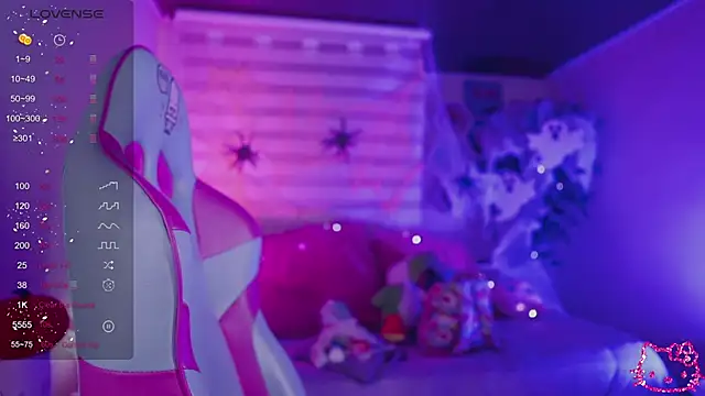 Snapshot of _chloe_moons_ chatting on October 10, 2025, 11:27 pm chloe moons online show from October 10, 2025, 11:27 pm