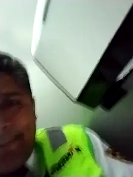 Snapshot of danigarci2307 chatting on October 18, 2025, 2:19 pm danigarci2307 online show from October 18, 2025, 2:19 pm