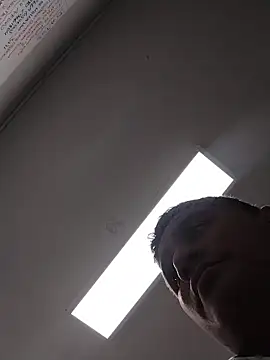 Snapshot of danigarci2307 chatting on February 7, 2026, 1:02 am danigarci2307 online show from February 7, 2026, 1:02 am