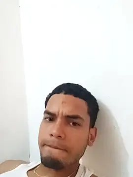 Aenxx26 online show from February 4, 2026, 6:25 pm