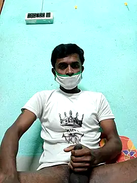 Snapshot of ShinuRoy chatting on December 3, 2025, 11:58 pm ShinuRoy online show from December 3, 2025, 11:58 pm