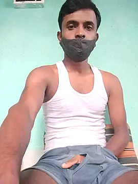 Snapshot of ShinuRoy chatting on October 11, 2025, 12:44 am ShinuRoy online show from October 11, 2025, 12:44 am