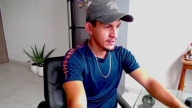 Snapshot of witherdick35 chatting on September 12, 2025, 6:29 pm witherdick35 online show from September 12, 2025, 6:29 pm