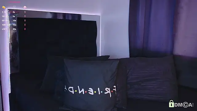 madisonwalkeeer online show from March 22, 2026, 8:10 pm