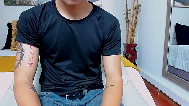 Snapshot of Tyler_durten chatting on November 26, 2025, 3:17 am Tyler durten online show from November 26, 2025, 3:17 am