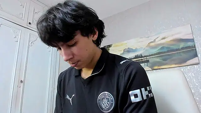 Snapshot of Tyler_durten chatting on December 2, 2025, 3:19 am Tyler durten online show from December 2, 2025, 3:19 am