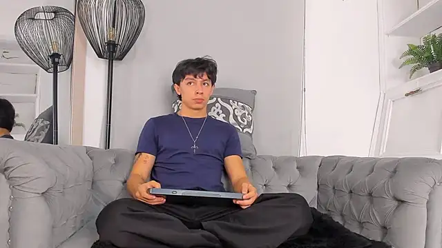 Snapshot of Tyler_durten chatting on October 18, 2025, 3:08 am Tyler durten online show from October 18, 2025, 3:08 am