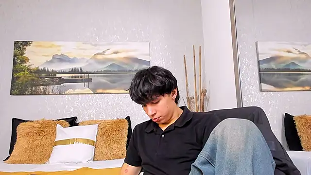 Snapshot of Tyler_durten chatting on November 18, 2025, 3:10 am Tyler durten online show from November 18, 2025, 3:10 am