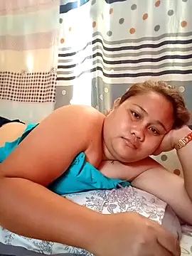 Snapshot of Weng_31 chatting on September 13, 2025, 5:40 am Weng 31 online show from September 13, 2025, 5:40 am