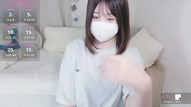 Snapshot of mi__san chatting on April 3, 2026, 11:05 am mi san online show from April 3, 2026, 11:05 am