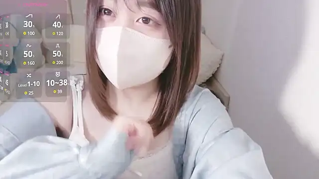 Snapshot of mi__san chatting on March 27, 2026, 10:33 pm mi san online show from March 27, 2026, 10:33 pm