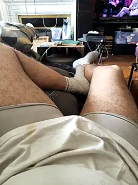 Titilouonlyf69 online show from May 12, 2026, 9:48 am