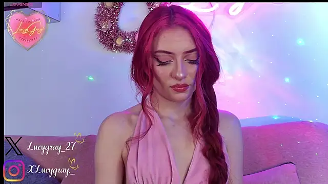 LucyGray online show from December 14, 2025, 4:40 am