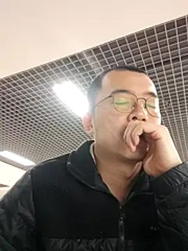 nnnnnan9527 online show from January 7, 2026, 1:43 am