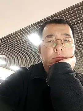 nnnnnan9527 online show from March 4, 2026, 7:27 am