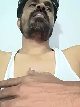 Snapshot of Mr_xxx007@xh chatting on September 14, 2025, 5:35 pm Mr xxx007xh online show from September 14, 2025, 5:35 pm