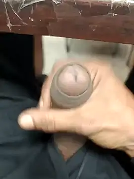 Snapshot of Mr_xxx007@xh chatting on November 11, 2025, 1:55 am Mr xxx007xh online show from November 11, 2025, 1:55 am