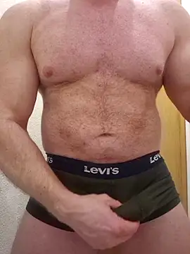 Snapshot of AlphaGymMale chatting on February 14, 2026, 1:00 pm AlphaGymMale online show from February 14, 2026, 1:00 pm