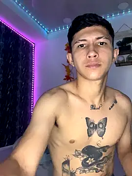 Alejandro BigCock22 online show from September 9, 2025, 3:16 am