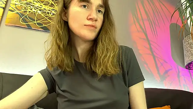 Snapshot of velina__ chatting on November 16, 2025, 6:34 pm velina online show from November 16, 2025, 6:34 pm