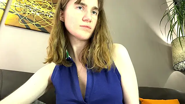 Snapshot of velina__ chatting on November 14, 2025, 6:44 pm velina online show from November 14, 2025, 6:44 pm