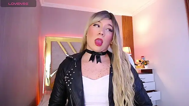 Ashley parkerr online show from March 19, 2026, 4:34 am