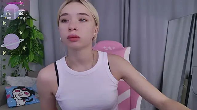RachelColon online show from September 13, 2025, 4:29 pm