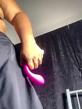 Yera brown69 online show from December 17, 2025, 2:05 am