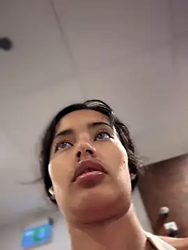 Snapshot of Risky_Workouts chatting on October 8, 2025, 6:37 am Risky Workouts online show from October 8, 2025, 6:37 am