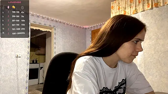 Snapshot of Lia_rise chatting on October 22, 2025, 5:01 pm Lia rise online show from October 22, 2025, 5:01 pm