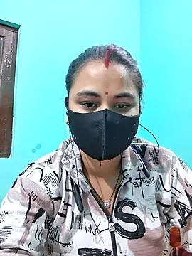DivyaBhabhi69xh online show from May 18, 2026, 3:50 pm