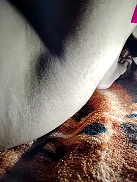 Hot pooja55 online show from February 9, 2026, 6:00 am