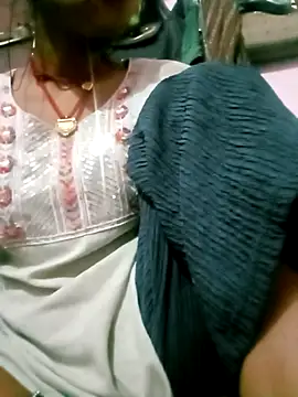 Hot tin74 online show from November 10, 2025, 5:51 pm