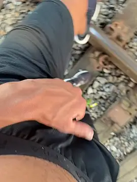 magraocam online show from February 15, 2026, 9:25 pm